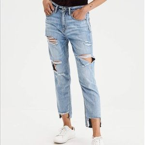 American Eagle High Rise Tomgirl Destroyed Jean